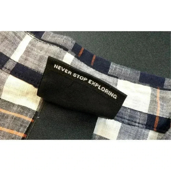 The North Face Mens Navy Blue Plaid Short Sleeve Button-Down Shirt Size Medium - Picture 7 of 12